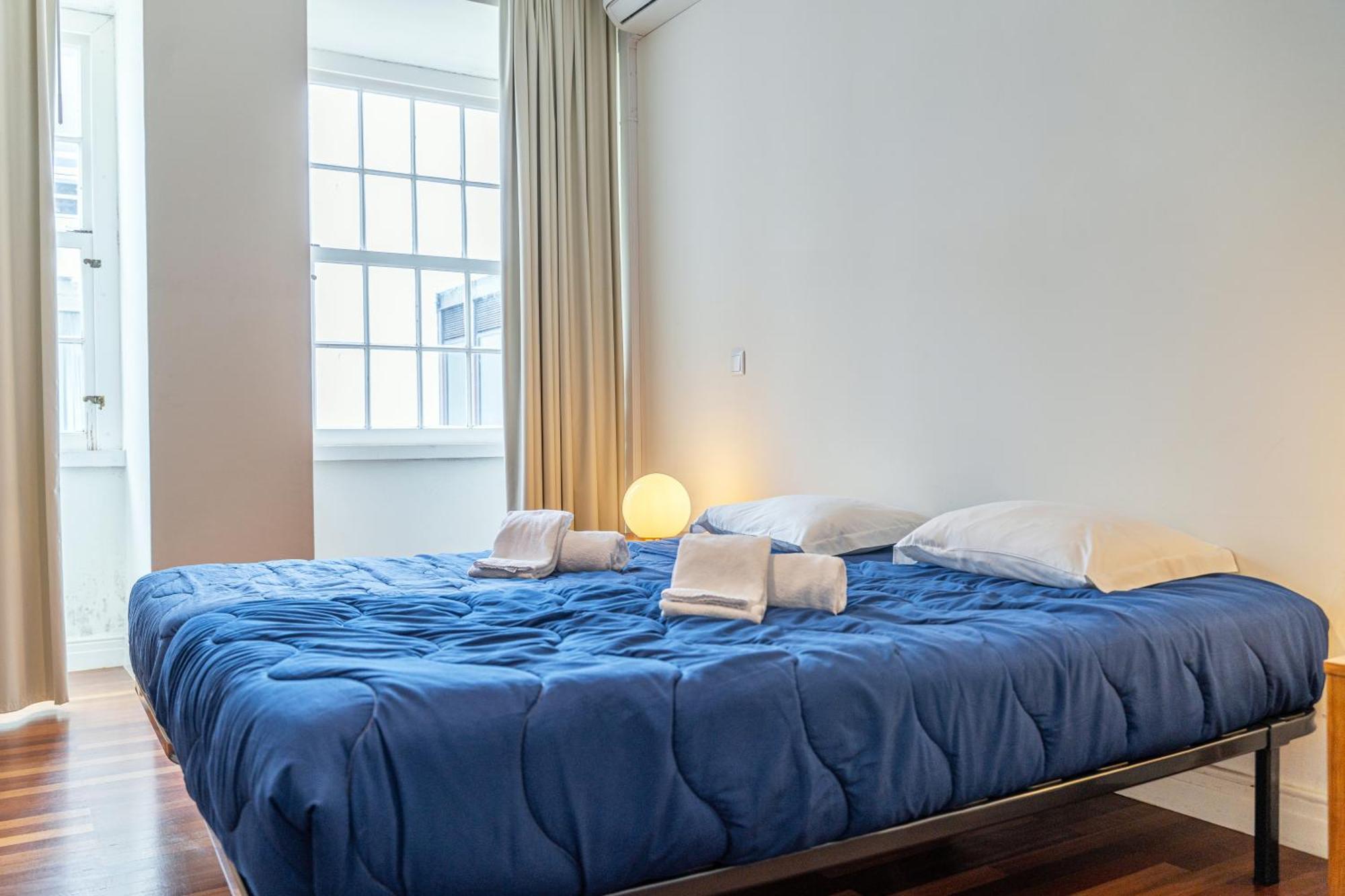 Quarto Twin com Casa de Banho Partilhada