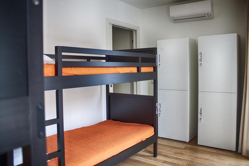 Cama em Beliche num Dormitório Misto