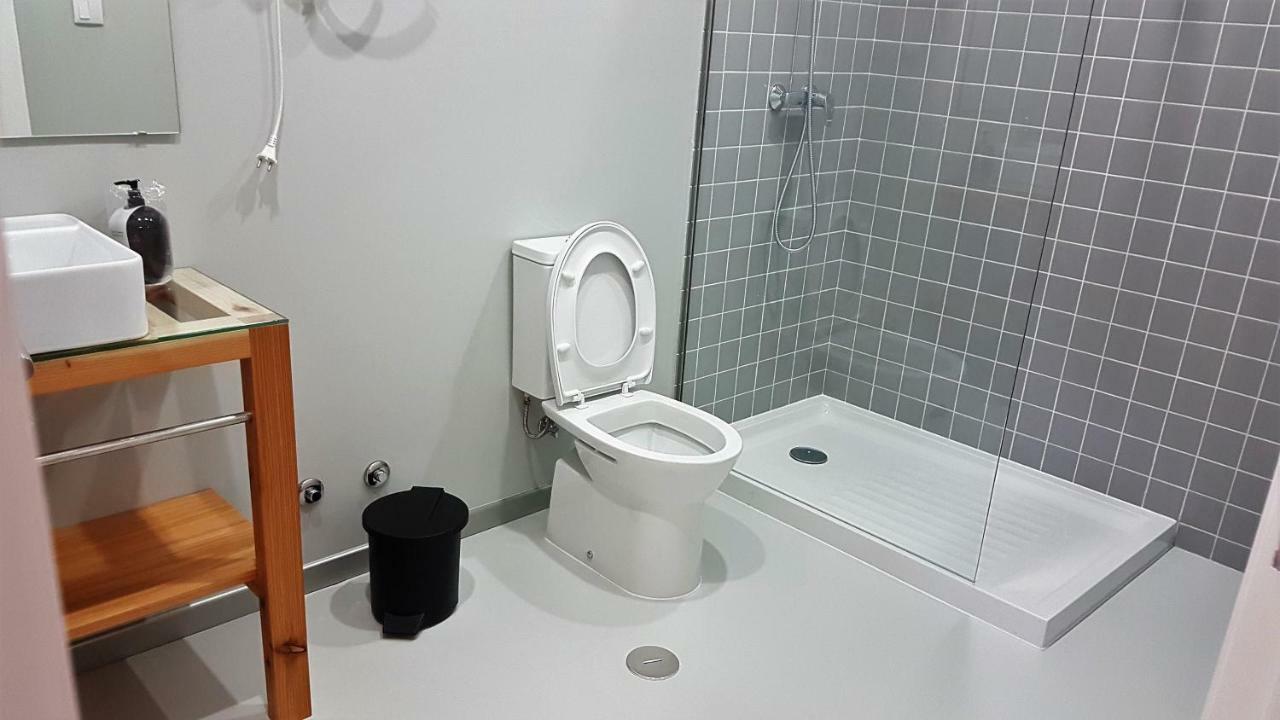 Cama em Dormitório Misto com 6 Camas