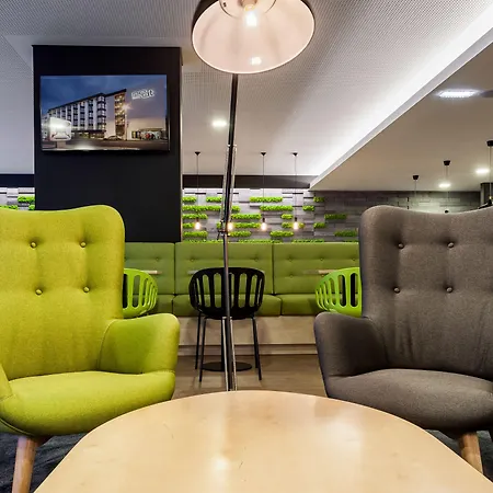 Neat Hotel Avenida-2